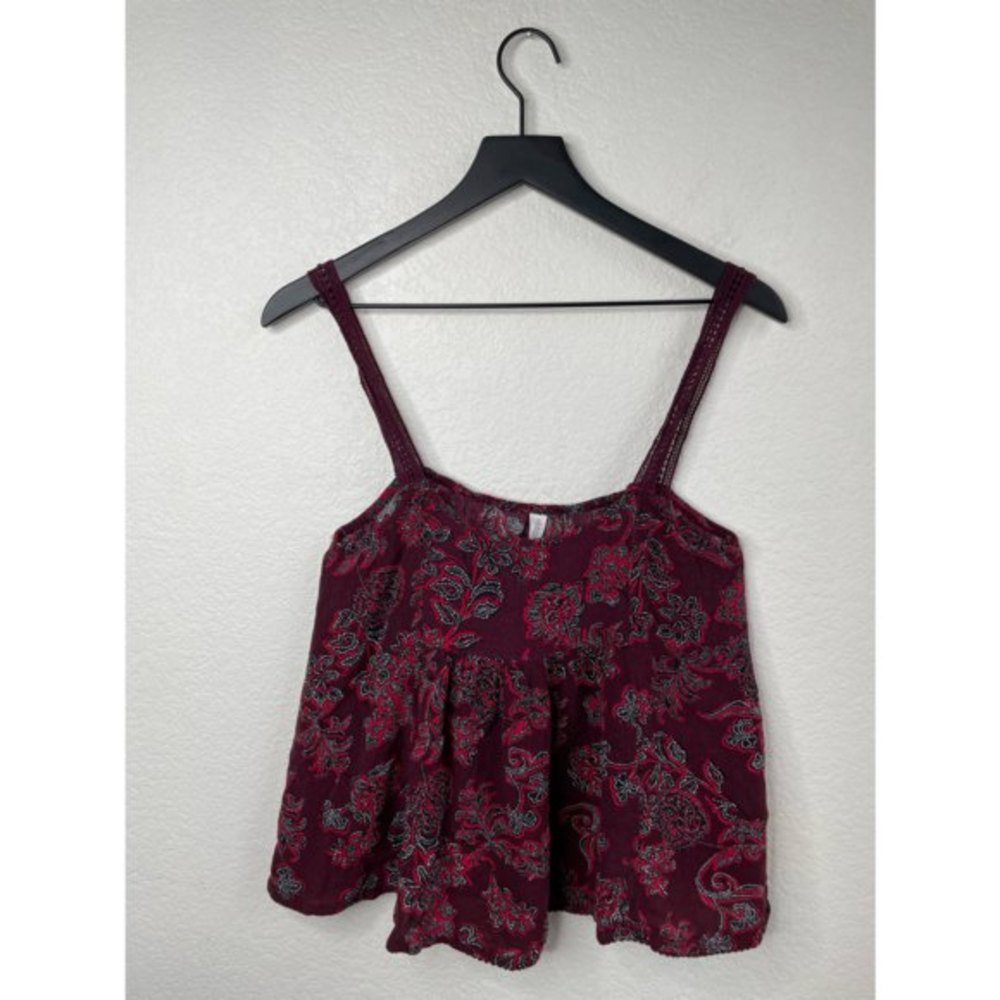 Women’s Burgundy Floral Sleeveless Blouse